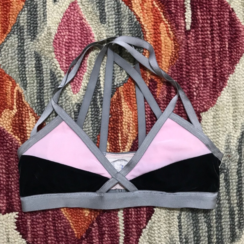 BLUE LIFE FIT • strappy sports bra